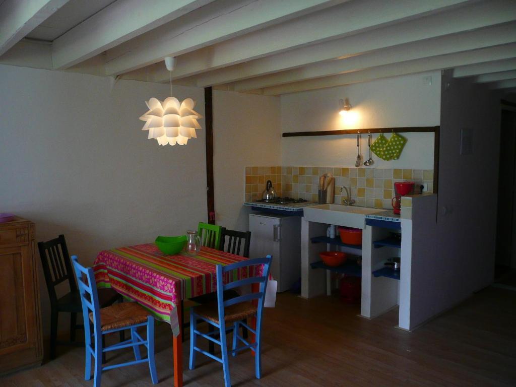 Les Escaliers De La Combe Hotel Saint-Matré Kamer foto